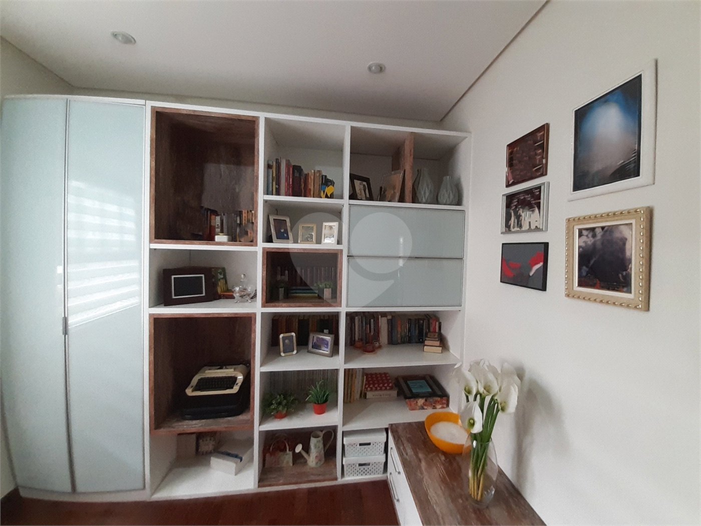 Casa à venda com 4 quartos, sendo 2 suítes,  em Jardim Floresta, São Paulo, SP