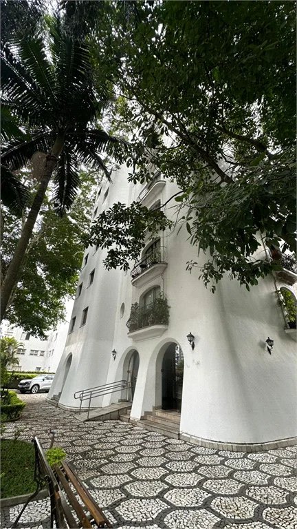Apartamento à venda com 3 quartos, sendo 1 suíte, em Vila Andrade, São Paulo, SP
