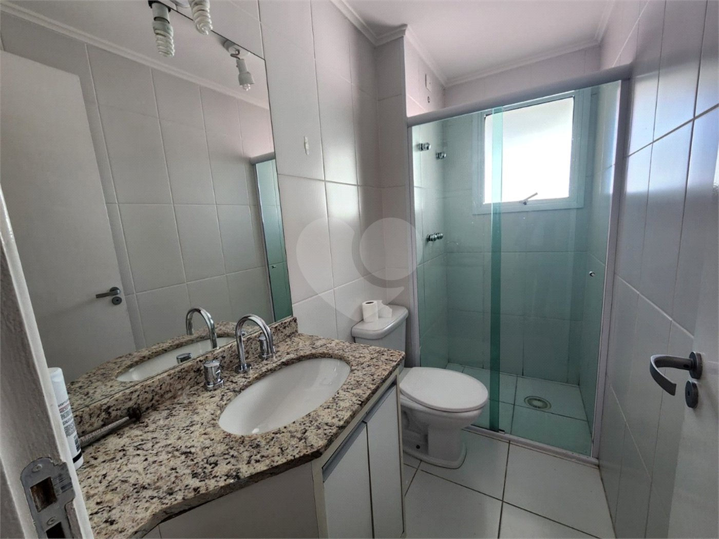 Apartamento à venda com 3 quartos, sendo 1 suíte,  no Centro, São Bernardo do Campo, SP