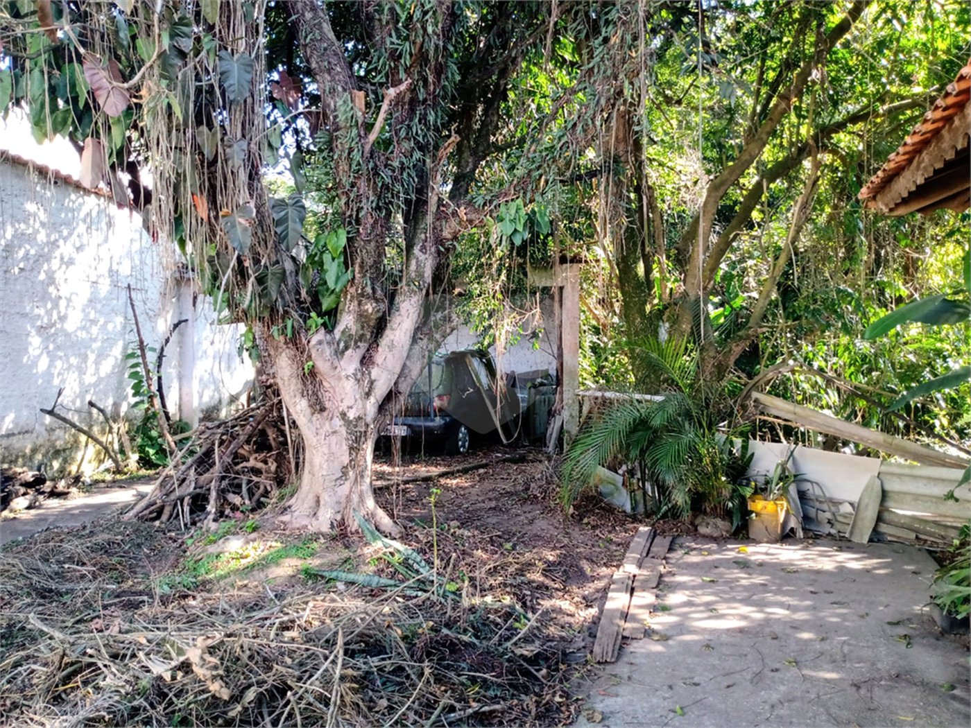 Terreno à venda em Vila Júlia, Poá, SP