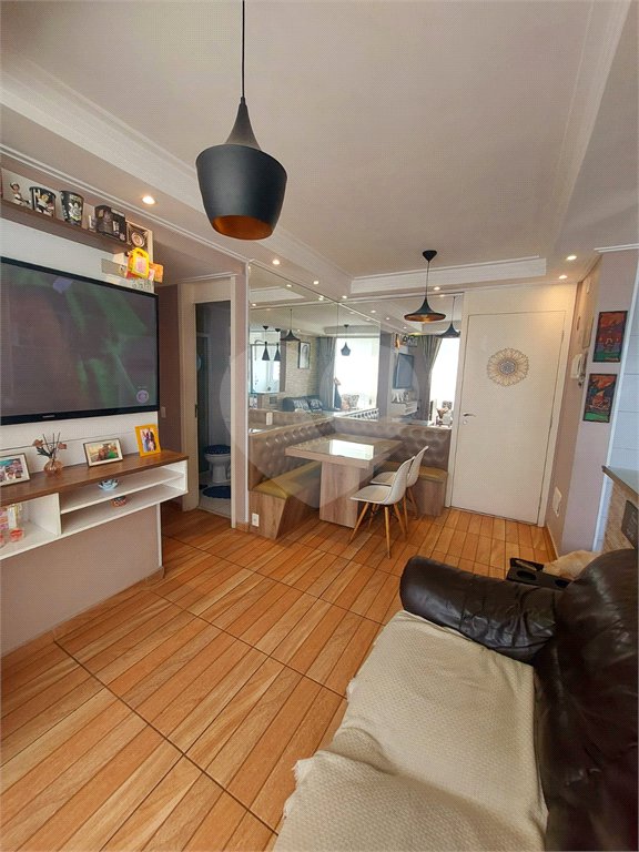 Apartamento à venda com 2 quartos em Parque Edu Chaves, São Paulo, SP
