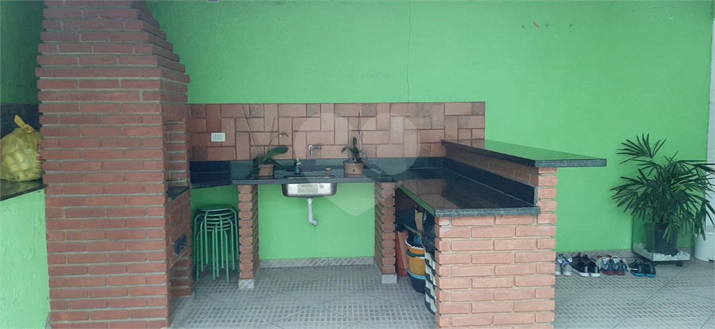 Casa à venda com 3 quartos, sendo 1 suíte,  em Vila Brasileira, Mogi das Cruzes, SP