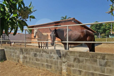Chácara à venda com 7 quartos, sendo 3 suítes, em Recanto dos Bandeirantes, Porto Feliz, SP