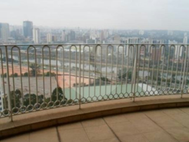 Apartamento à venda com 4 suítes em Panamby, São Paulo, SP