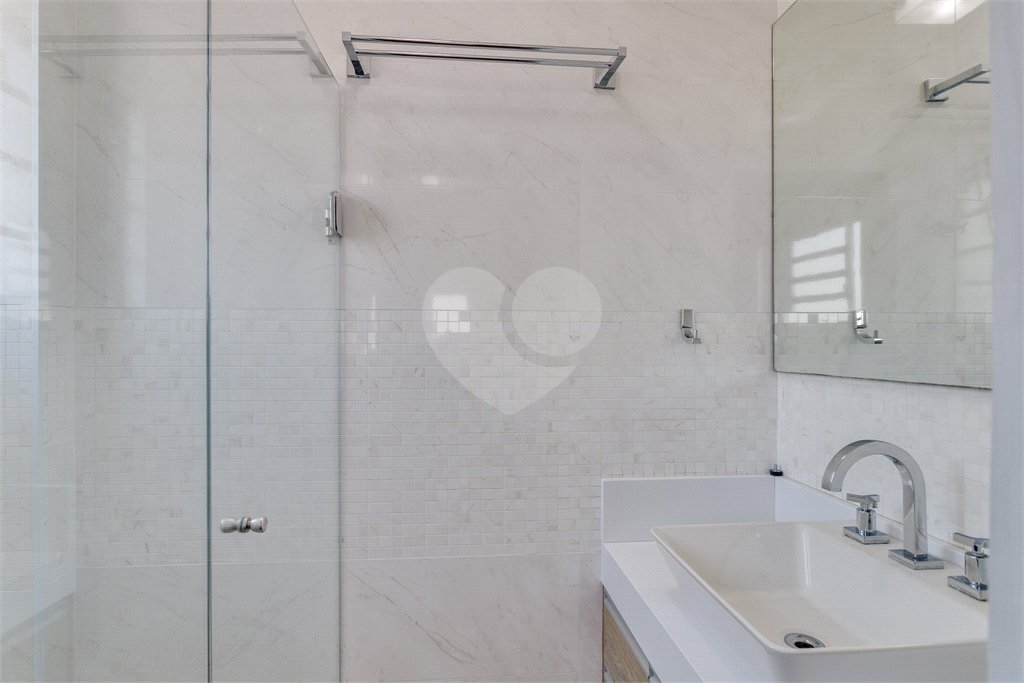 Apartamento à venda com 2 quartos, sendo 1 suíte,  em Santo Amaro, São Paulo, SP