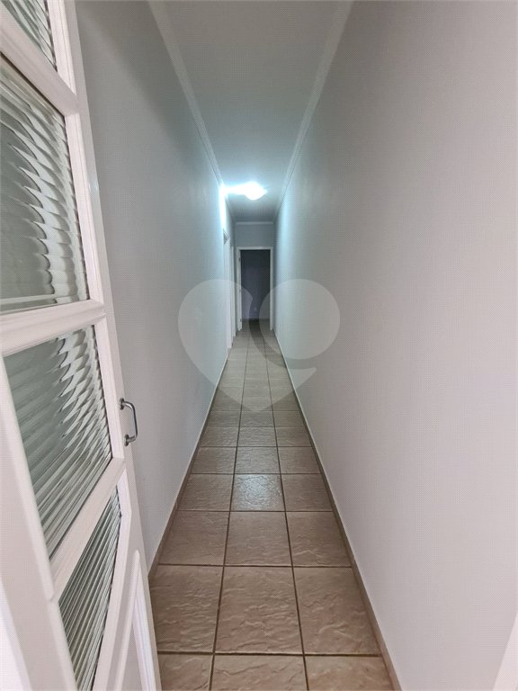 Casa à venda com 3 quartos, sendo 2 suítes, no condomínio Terras de São Francisco, Vinhedo - SP
