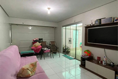Casa à venda com 2 quartos, sendo 1 suíte, em São Luís, Balsas, MA