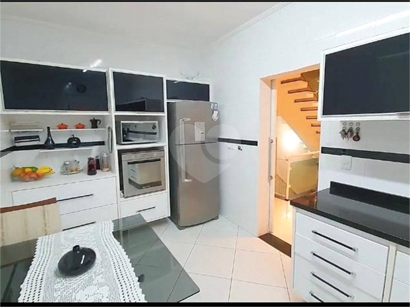 Sobrado à venda com 3 quartos, sendo 1 suíte,  em Parque Vitória, São Paulo, SP