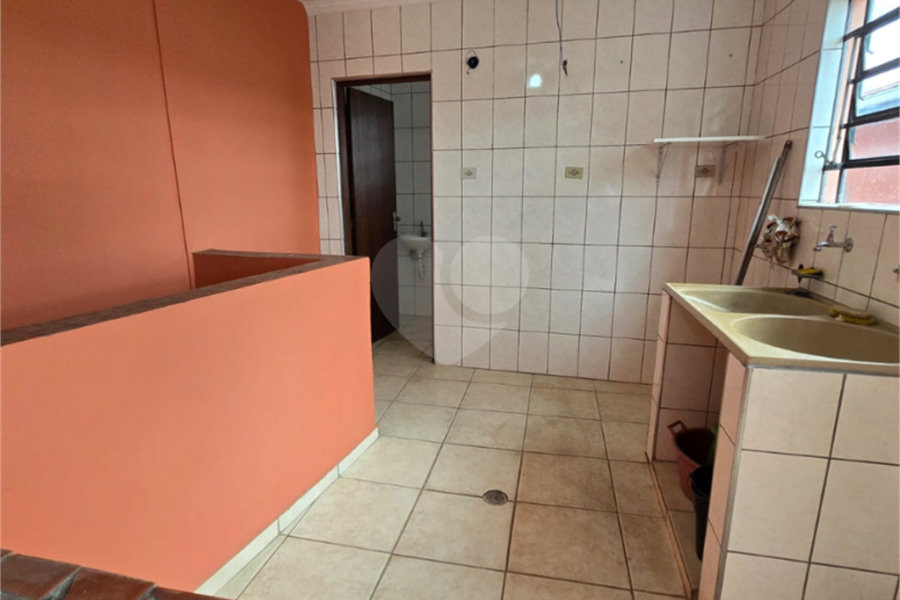 Casa à venda com 3 quartos, sendo 1 suíte, em Vila Pereira Cerca, São Paulo, SP