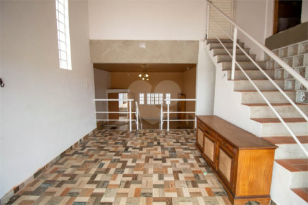 Casa à venda com 3 suítes em Vila Mike, São Roque, SP