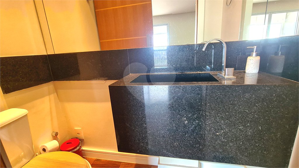 Apartamento à venda ou para alugar com 3 quartos, sendo 2 suítes, em Pinheiros, São Paulo, SP