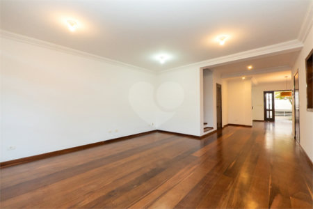 Casa de Vila à venda com 3 quartos, sendo 1 suíte, em Planalto Paulista, São Paulo, SP