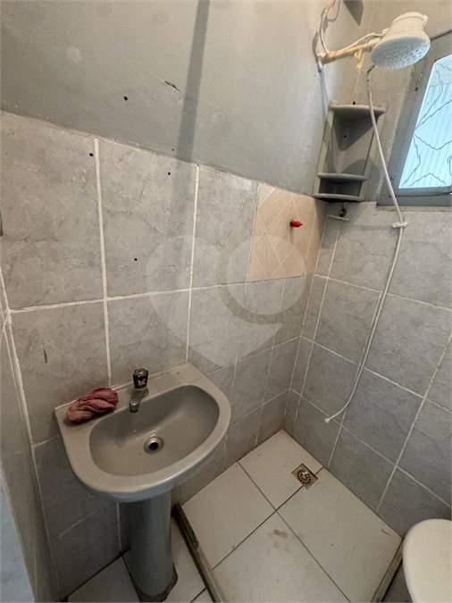 Casa à venda ou para alugar com 1 quarto em Campo Grande, Rio de Janeiro, RJ