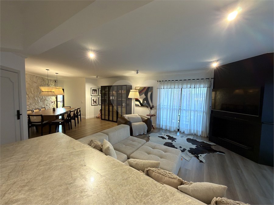 Apartamento à venda com 3 quartos, sendo 1 suíte, em Parque São Domingos, São Paulo, SP