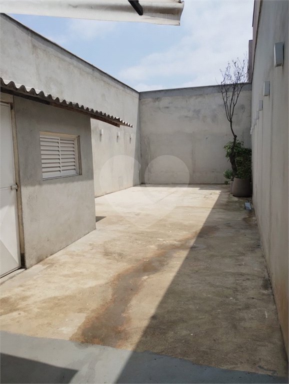 Casa Térrea à venda com 1 quarto em Vila Nivi, São Paulo, SP