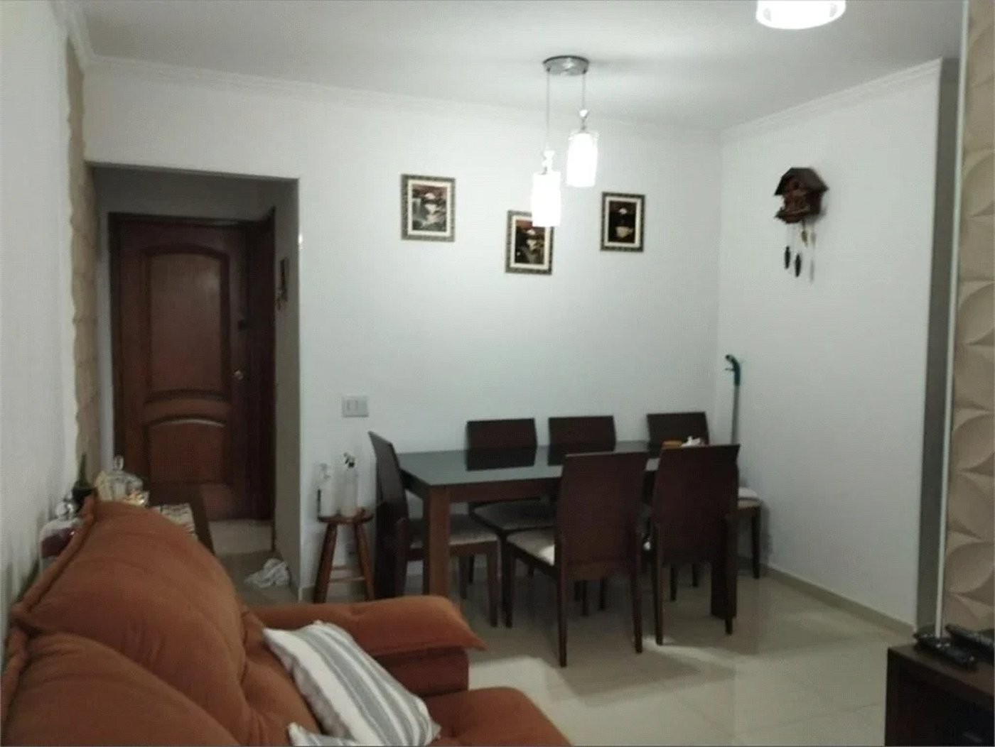 Apartamento com 2 dormitórios no charmoso Jardim Ester