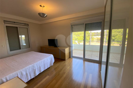 Casa á venda condomínio Damha I