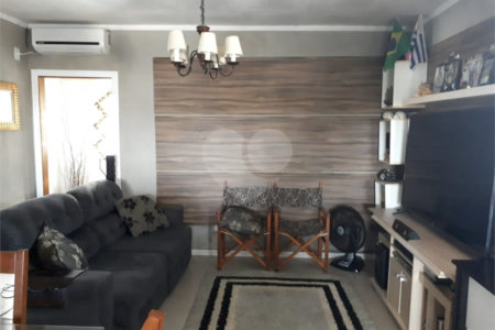 Casa à venda com 4 quartos, sendo 2 suítes, no Centro, São José dos Campos, SP