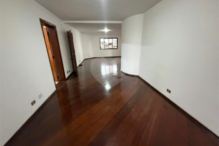 Apartamento à venda com 3 suítes em Água Fria, São Paulo, SP