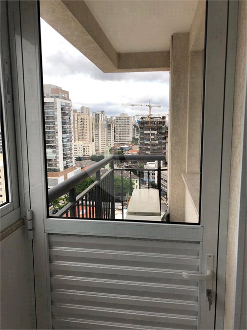 Apartamento à venda ou para alugar com 3 suítes em Santo Amaro, São Paulo, SP