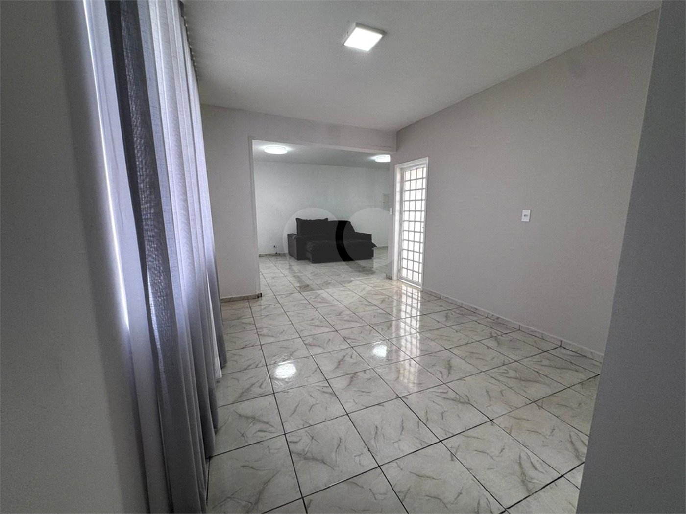Apartamento à venda com 2 quartos, sendo 1 suíte, no Centro, Sorocaba, SP