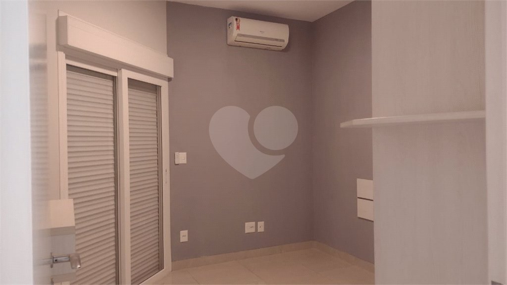 Casa à venda com 3 quartos, sendo 1 suíte, no condomínio Residencial Bouganville, Araraquara - SP