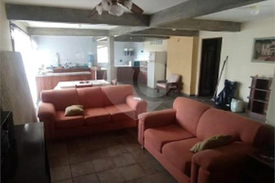 Casa à venda com 5 quartos, sendo 1 suíte, em Mantiqueira, Mairiporã, SP