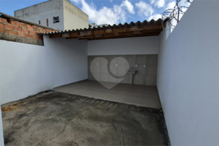 Casa à venda com 1 quarto, sendo 2 suítes, em Vila Nastri, Itapetininga, SP
