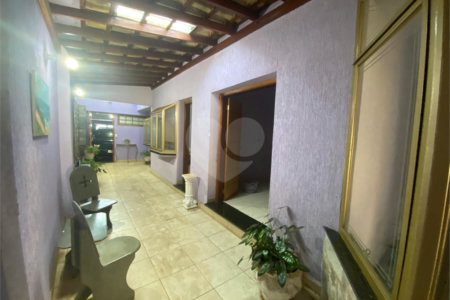 Casa à venda com 3 quartos, sendo 1 suíte, no Centro, Araraquara, SP
