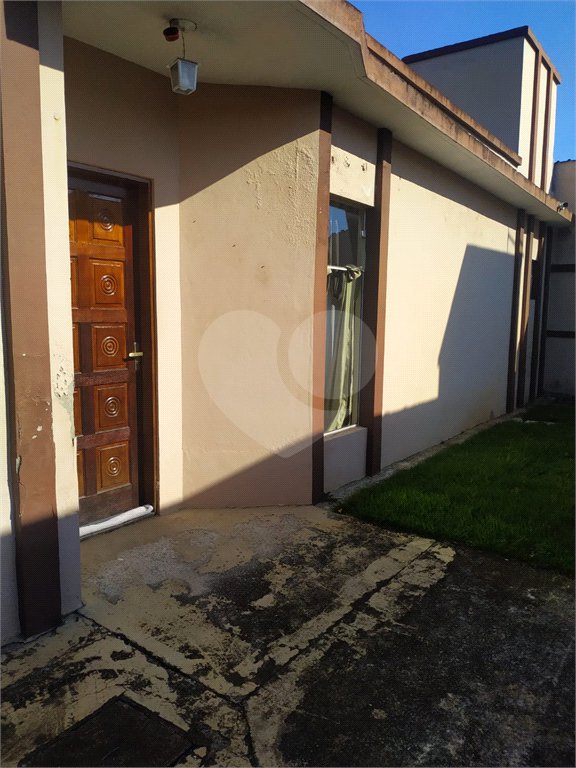 Casa à venda com 2 quartos no condomínio Világio Vitória, Mogi das Cruzes - SP