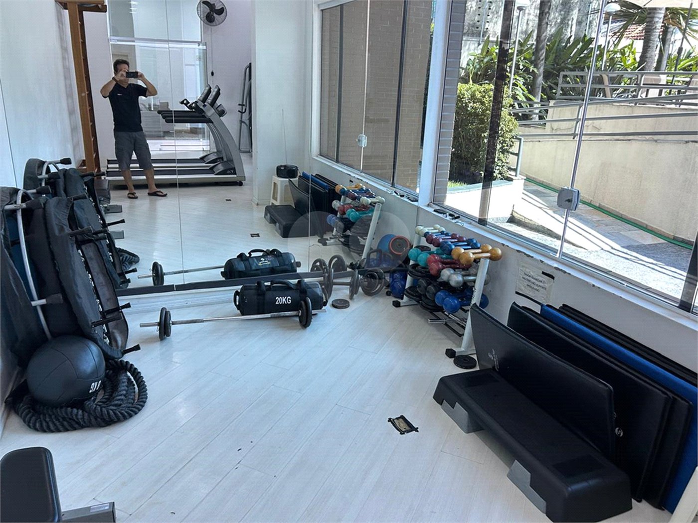 Apartamento à venda com 2 quartos, sendo 1 suíte,  em Vila Romana, São Paulo, SP