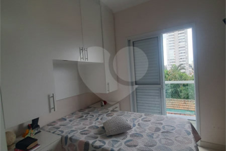 Casa à venda com 3 quartos no condomínio Pedro Voss, São Paulo - SP
