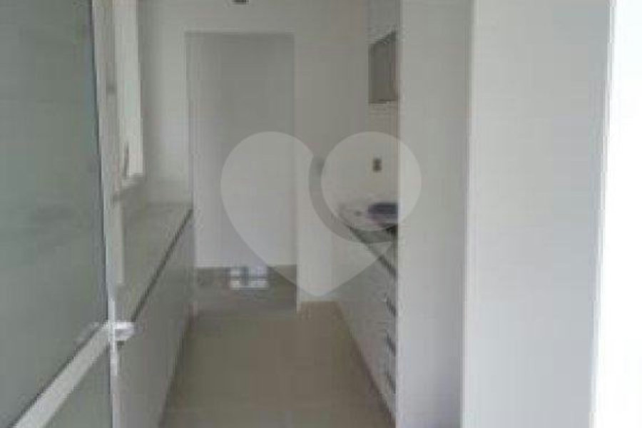 Apartamento à venda com 3 quartos, sendo 1 suíte, em Chácara Pavoeiro, Cotia, SP
