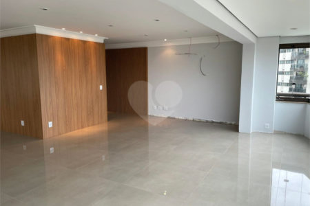 Apartamento à venda ou para alugar com 4 suítes em Vila Andrade, São Paulo, SP