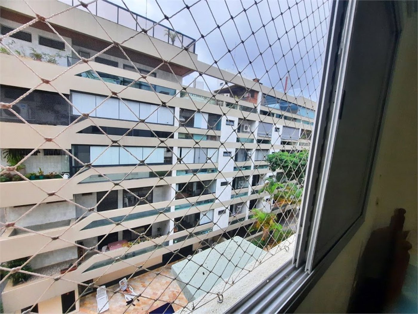 Apartamento à venda, 104 m² por R$ 440.000,00 - Jardim das Conchas - Guarujá/SP