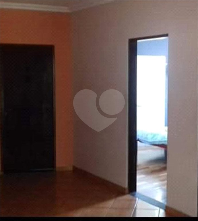 Casa à venda com 3 quartos em Jardim Santa Emilia, Guarulhos, SP