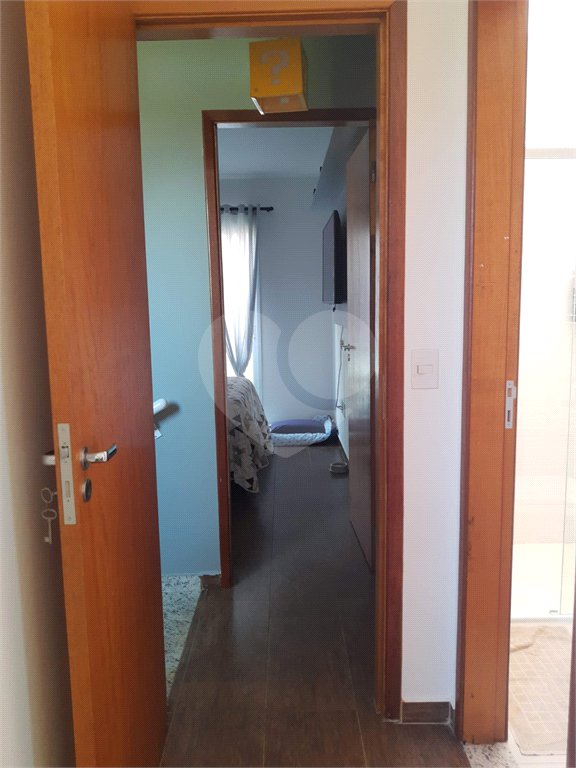 Casa à venda com 2 suítes no condomínio Residencial Poncet, São Paulo - SP