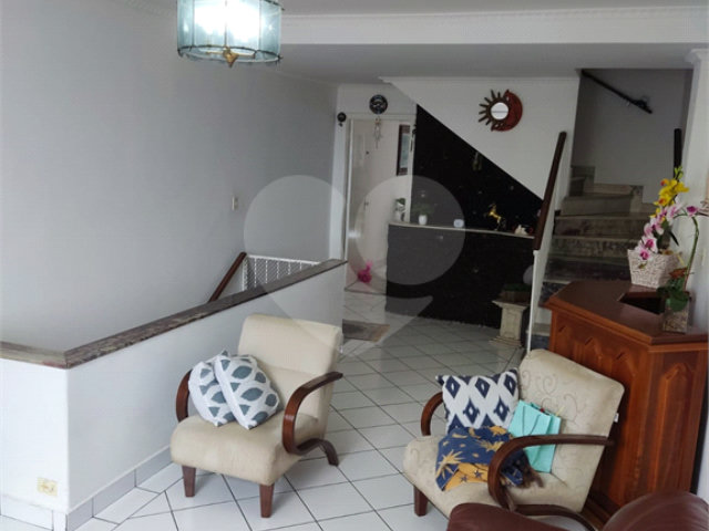 Sobrado à venda com 3 quartos, sendo 2 suítes,  em Vila Maria, São Paulo, SP