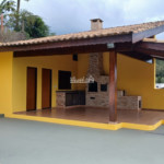 Casa para alugar com 3 quartos, sendo 1 suíte, em Vila Petrópolis, Atibaia, SP