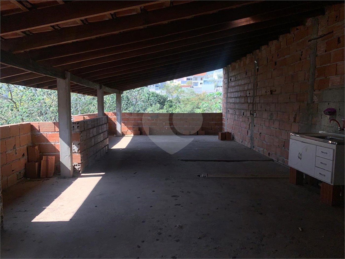 Sobrado à venda com 3 quartos, sendo 1 suíte, em Nova Cerejeira, Atibaia, SP