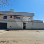 Casa à venda com 3 suítes em Vila Nastri, Itapetininga, SP
