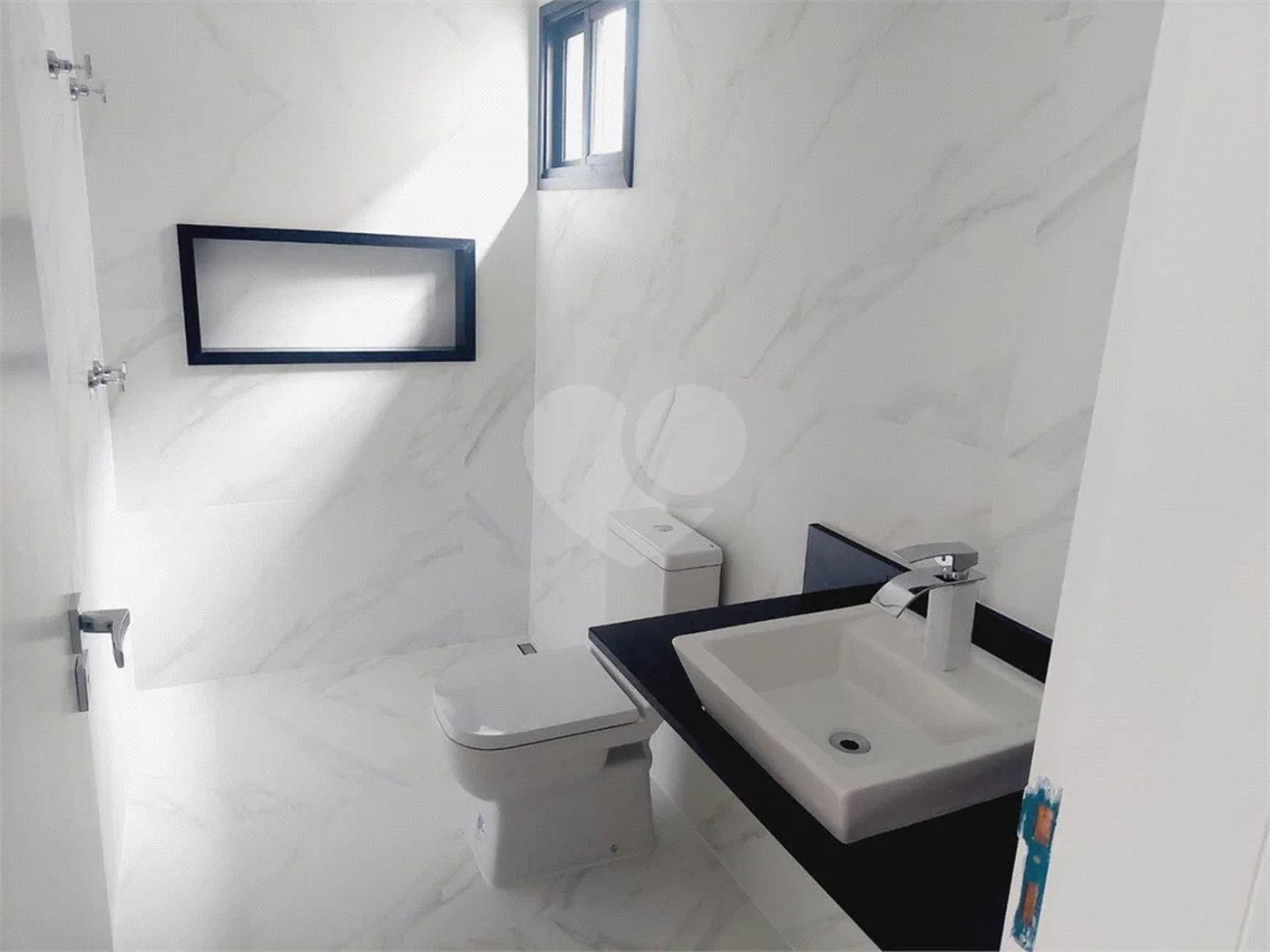 Casa à venda com 3 quartos, sendo 1 suíte, no condomínio São Venancio Granville, Itupeva - SP