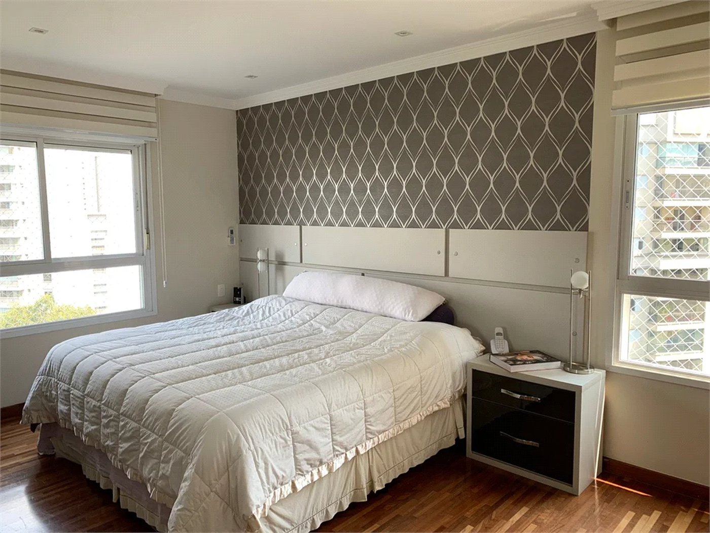 Apartamento à venda com 4 quartos, sendo 3 suítes, em Vila Andrade, São Paulo, SP
