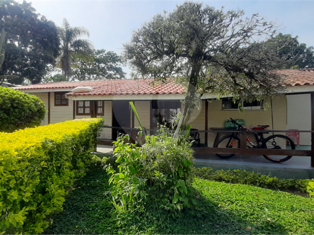 Casa Térrea à venda com 3 quartos, sendo 1 suíte,  em Serra da Cantareira, Mairiporã, SP