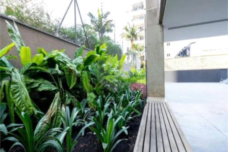 Apartamento à venda com 3 quartos, sendo 2 suítes, em Campo Belo, São Paulo, SP