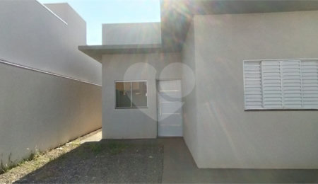 Casa à venda ou para alugar com 2 quartos, sendo 1 suíte,  em Ipê, Três Lagoas, MS