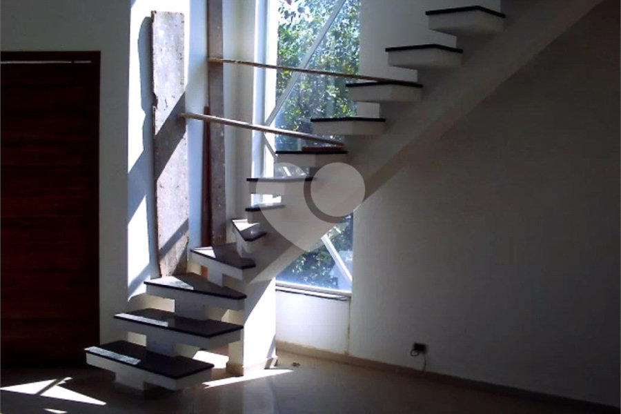 Sobrado à venda com 3 quartos, sendo 1 suíte, em Tremembé, São Paulo, SP