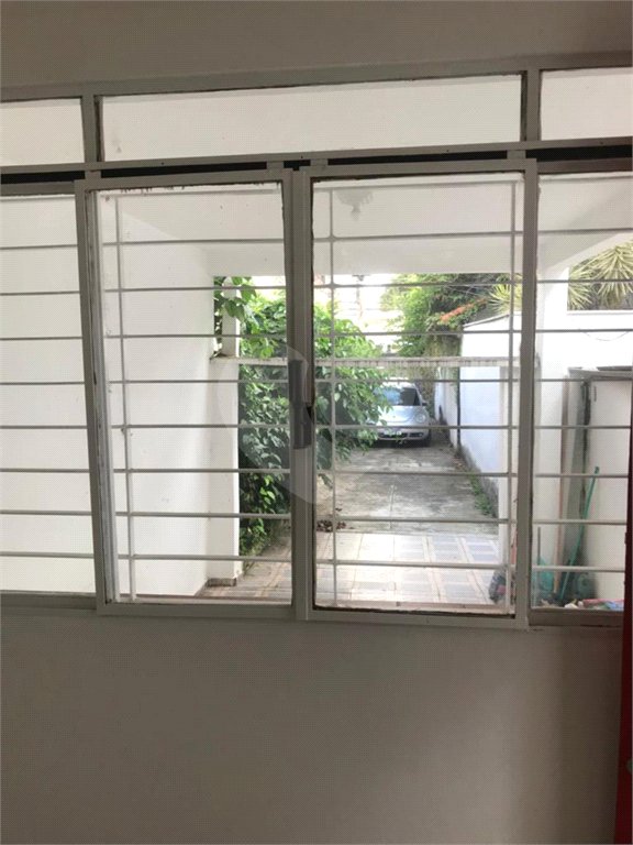 Casa à venda com 3 quartos, sendo 1 suíte,  em Vila Olímpia, São Paulo, SP