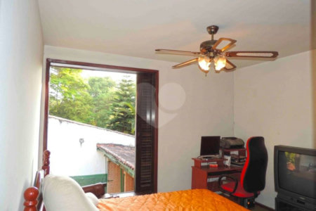 Casa de Vila à venda com 4 quartos, sendo 2 suítes, em Jardim dos Estados, São Paulo, SP