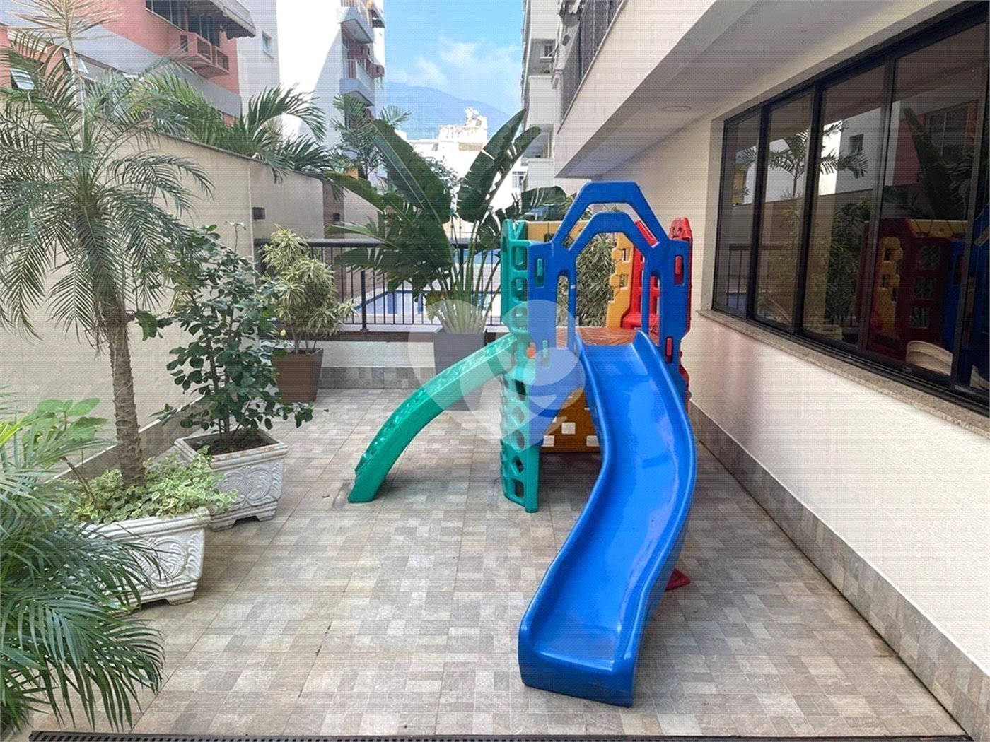Apartamento à venda com 3 quartos, sendo 1 suíte,  em Tijuca, Rio de Janeiro, RJ